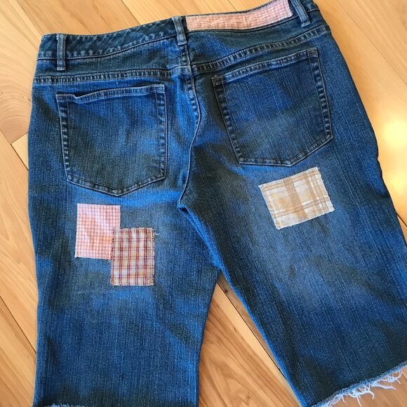 Boho Patchwork Cutoffs, M: Upcycled Denim Cut-Off Shorts, Orange Brown Plaid - Picture 9 of 9